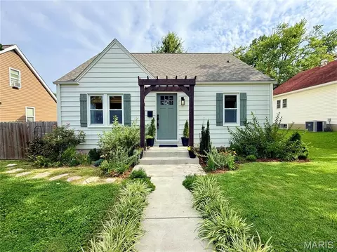 1128 W North St, Perryville, MO 63775