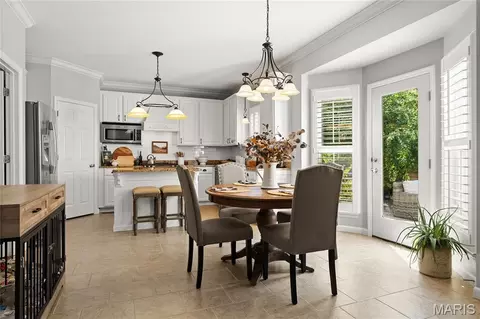 Dining - 268 Magnolia Trace Dr, Ballwin, MO 63021 photo 3 of 4