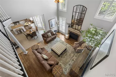 Living - 268 Magnolia Trace Dr, Ballwin, MO 63021 photo 5 of 5