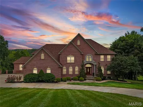 10570 Glen Oaks Dr, Festus, MO 63028
