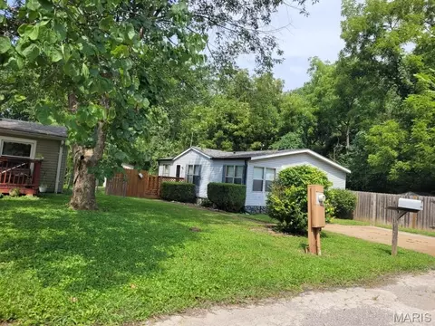 6192 Amberwood Dr, House Springs, MO 63051
