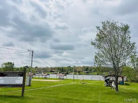 339 Oak Rd, Cuba, MO 65453 photo 9