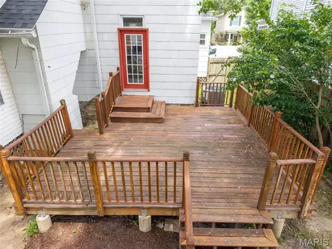 Exterior - 7438 Maple Ave, Maplewood, MO 63143 photo 6 of 20