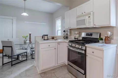 Kitchen - 7438 Maple Ave, Maplewood, MO 63143 photo 1 of 7