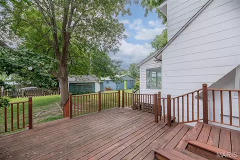 Exterior - 7438 Maple Ave, Maplewood, MO 63143 photo 7 of 20