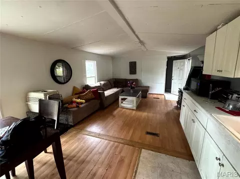 22622 Abrolat Rd, Wright City, MO 63390 photo 3