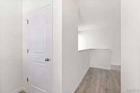 Entry Way - 2211 Heatherfield Dr, Rolla, MO 65401 photo 3 of 5