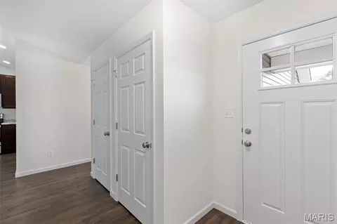 Entry Way - 2207 Heatherfield Dr, Rolla, MO 65401 photo 3 of 3