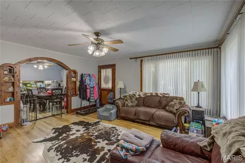 Living - 102 E Us Hwy 62, Risco, MO 63874 photo 1 of 2
