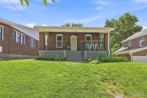 7420 Gayola Pl, Saint Louis, MO 63143