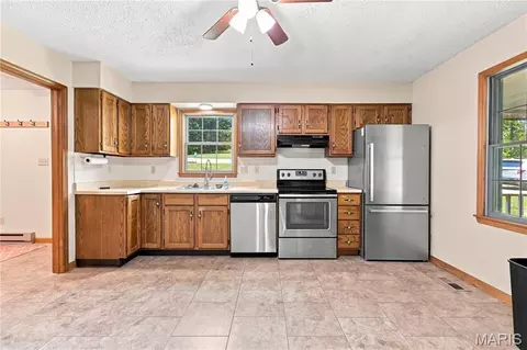 Kitchen - 544 Anaconda Rd, Saint Clair, MO 63077 photo 1 of 3