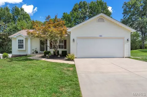 3808 Bedford Pointe Dr, Wentzville, MO 63385