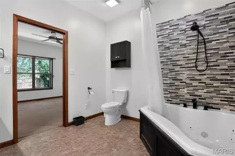Bath - 751 S Farm 197, Springfield, MO 65809 photo 2 of 4
