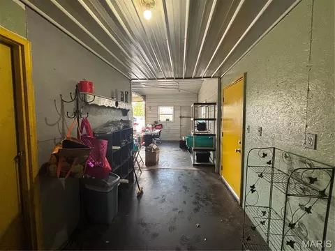 Entry Way - 609 Wayne 312, Patterson, MO 63956 photo 1 of 1