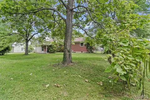 Exterior - 237 Jackson St, Sullivan, MO 63080 photo 5 of 10