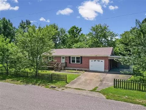 Exterior - 237 Jackson St, Sullivan, MO 63080 photo 1 of 10