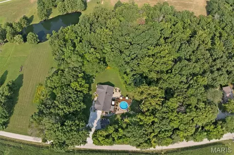 6849 Gushing Spgs, Edwardsville, IL 62025