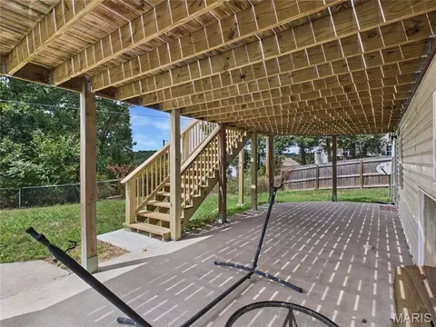 Exterior - 15505 Top Dr, Saint Robert, MO 65584 photo 13 of 17
