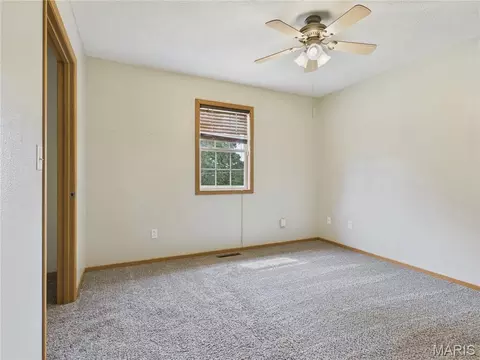 Bedroom - 15505 Top Dr, Saint Robert, MO 65584 photo 4 of 11