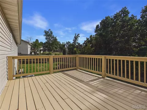 Exterior - 15505 Top Dr, Saint Robert, MO 65584 photo 16 of 17