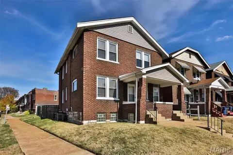 3027 Magnolia Ave, Saint Louis, MO 63118