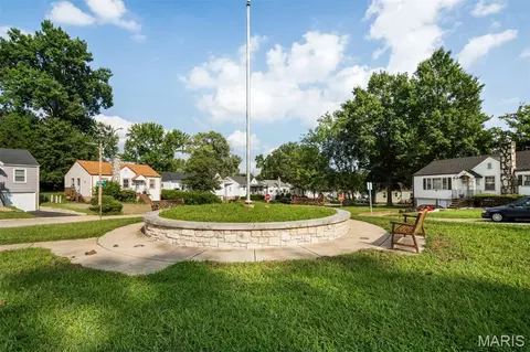 Exterior - 5336 Kirkland Dr, Normandy, MO 63121 photo 9 of 10
