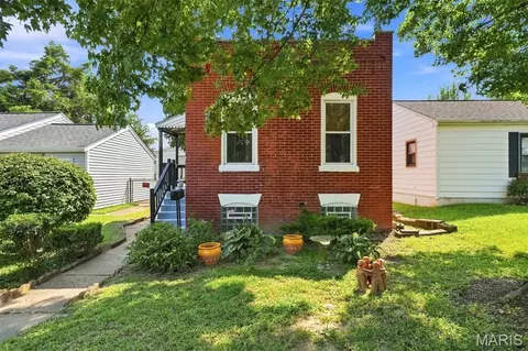 3654 Roswell Ave, Saint Louis, MO 63116