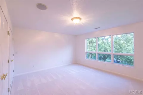 Bedroom - 4 River Hills Rd, Hannibal, MO 63401 photo 1 of 4