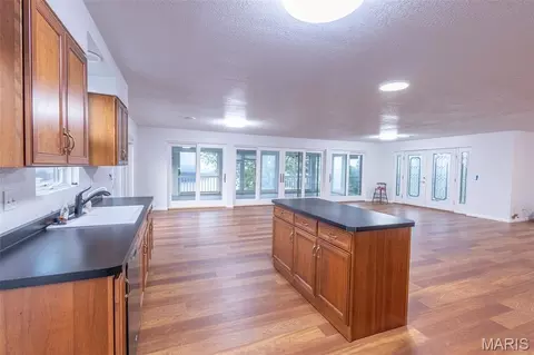 Kitchen - 4 River Hills Rd, Hannibal, MO 63401 photo 3 of 3