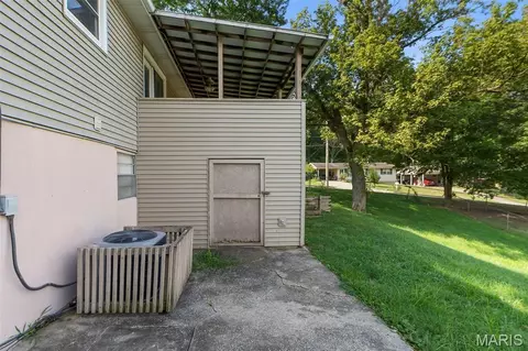 Exterior - 537 Crestwood Dr, Jackson, MO 63755 photo 6 of 8