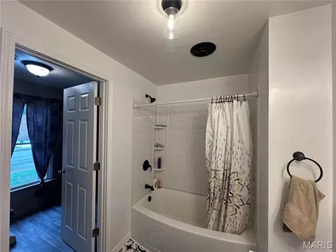 Bath - 702 E 3rd St, Salem, MO 65560 photo 2 of 3
