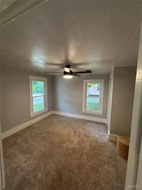 Bedroom - 702 E 3rd St, Salem, MO 65560 photo 1 of 7