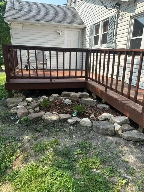 Exterior - 702 E 3rd St, Salem, MO 65560 photo 14 of 15