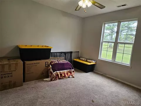 Bedroom - 16210 Walnut Dr, Plato, MO 65552 photo 4 of 4