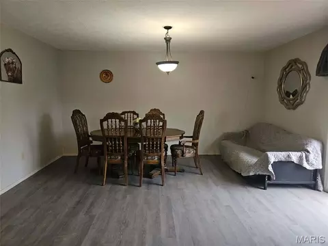 Dining - 16210 Walnut Dr, Plato, MO 65552 photo 1 of 2