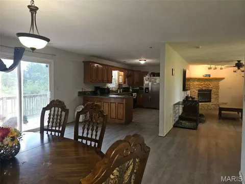 Dining - 16210 Walnut Dr, Plato, MO 65552 photo 2 of 2
