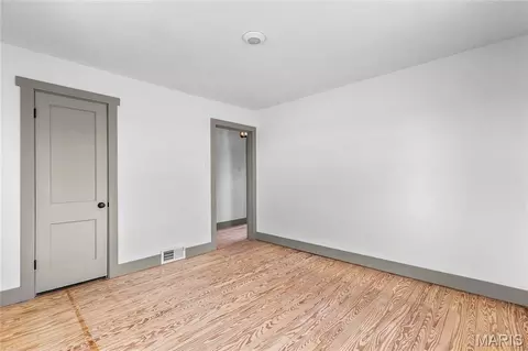 Bedroom - 6269 Maeystown Rd, Waterloo, IL 62298 photo 4 of 7
