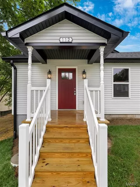 Exterior - 112 E Franklin St, Pacific, MO 63069 photo 5 of 9