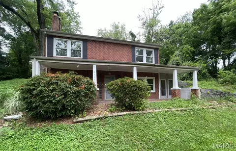 2979 Petticoat Junction Ln, Glen Carbon, IL 62034