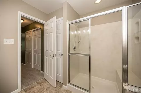Bath - 249 Belmonte Cir, O'fallon, MO 63368 photo 5 of 5