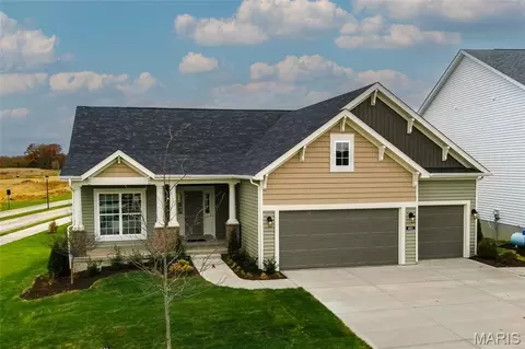 401 Farmhouse Dr, Wentzville, MO 63385