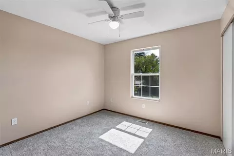 Other - 5 W 12th St, Washington, MO 63090 photo 2 of 4