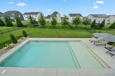 Exterior - 1224 Patchwork Flds, Chesterfield, MO 63005 photo 14 of 16