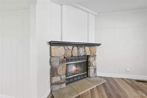 Living - 626 Lonedell Rd, Arnold, MO 63010 photo 4 of 8