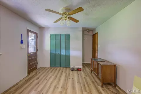 Entry Way - 111 Dacus Dr, Sikeston, MO 63801 photo 1 of 4