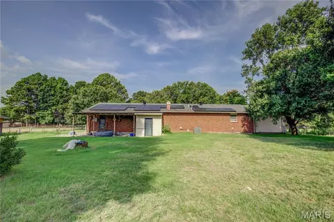 Exterior - 111 Dacus Dr, Sikeston, MO 63801 photo 4 of 5
