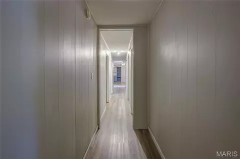 Entry Way - 111 Dacus Dr, Sikeston, MO 63801 photo 3 of 4