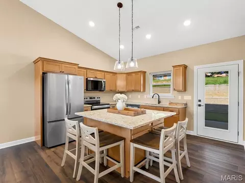 Kitchen - 133 Stone Ledge Dr, Saint Clair, MO 63077 photo 1 of 3