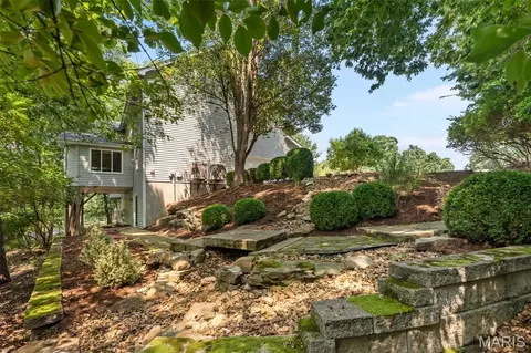 Exterior - 991 Sheffield Forest Ct, Wildwood, MO 63021 photo 7 of 8