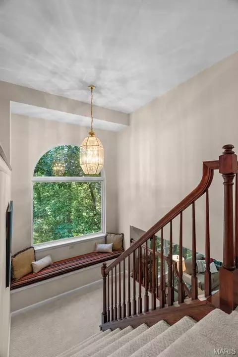 Entry Way - 991 Sheffield Forest Ct, Wildwood, MO 63021 photo 4 of 4